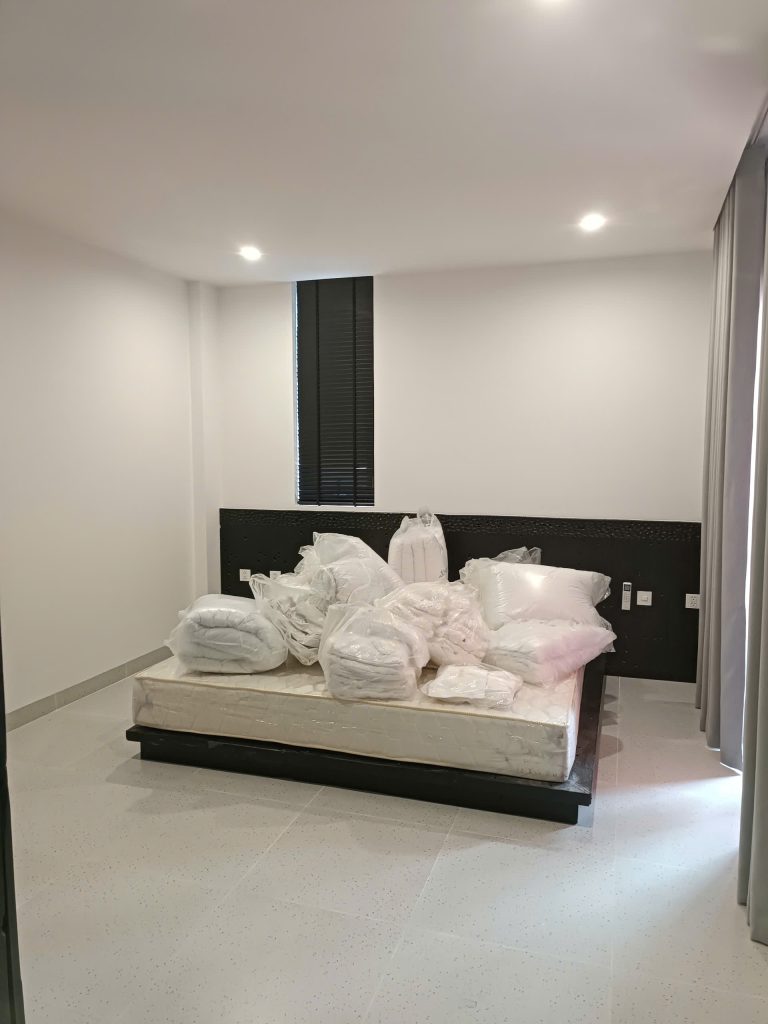 Cho thuê Nhà nguyên căn tại Meyhomes Phú Quốc Z7612938810240 6056229ebce9fc9e00c1875368398bff 768x1024