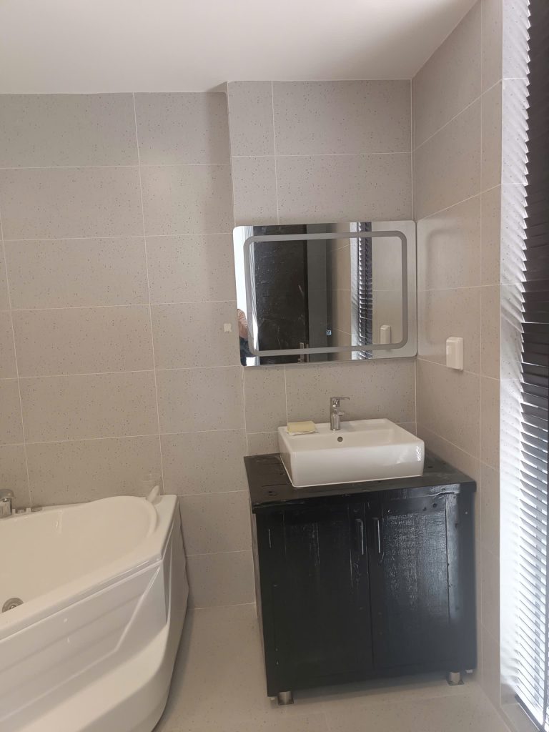 Cho thuê Nhà nguyên căn tại Meyhomes Phú Quốc Z7612938819330 556aaa057436b5412c0b1349db971140 768x1024