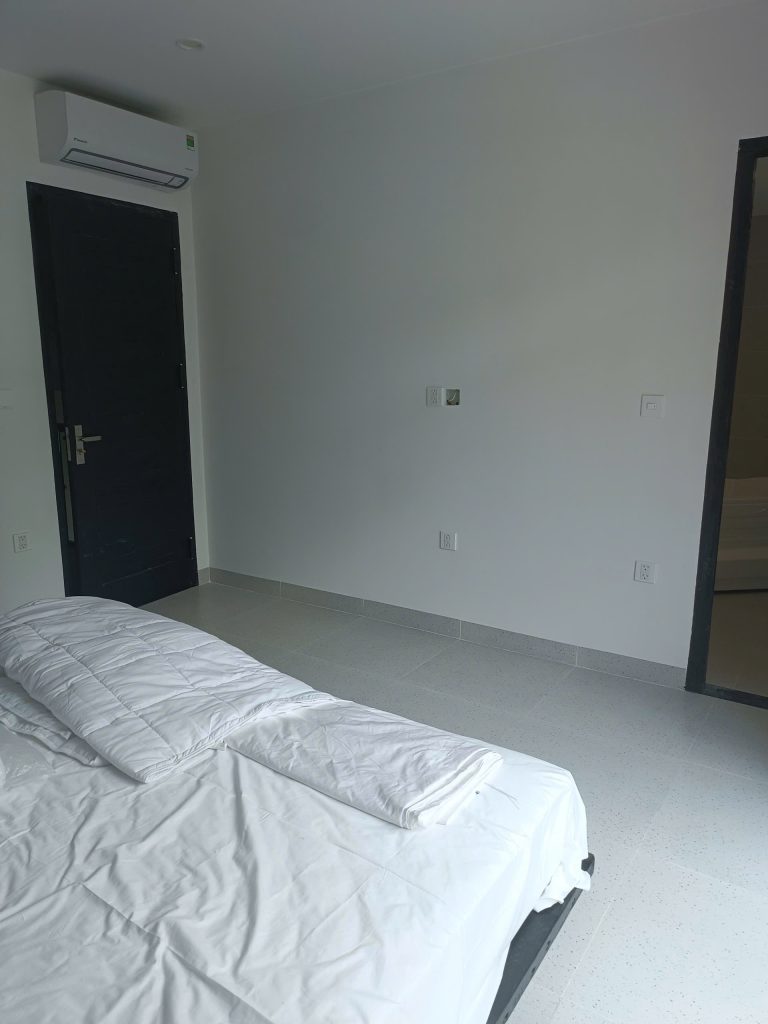 Cho thuê Nhà nguyên căn tại Meyhomes Phú Quốc Z7612938833712 46e468aa0e4e8fa3d0a3bf820b3e1c21 768x1024