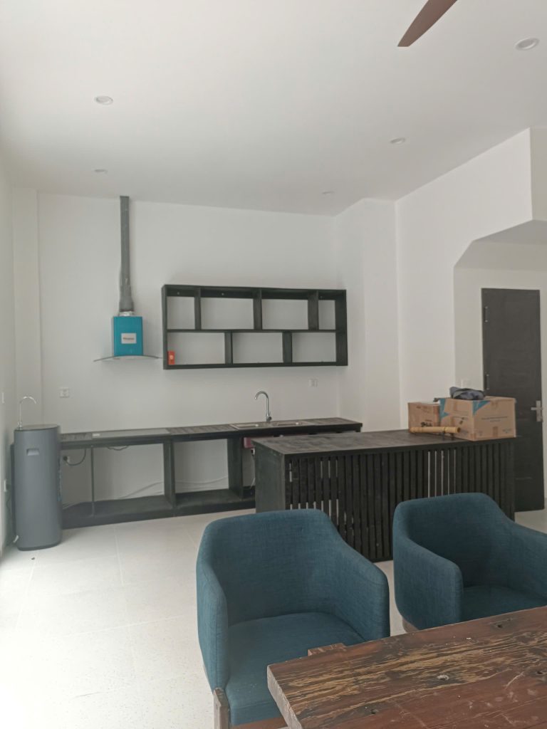 Cho thuê Nhà nguyên căn tại Meyhomes Phú Quốc Z7612938839159 67c564cfa33763aae50016a4a2bc1b26 768x1024